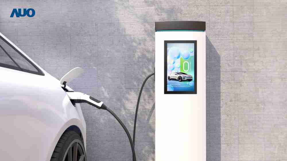 友達〝EVSE車用充電樁解決方案〞專為電動汽車充電樁設計，，，具有高亮度、、、、克服戶外艱難環境的耐溫、、、耐紫外線等特性，，並搭載散熱性及擴充性強的高效能工業電腦，，，，可實現人機互動訴求，，，如資訊顯示、、、、支付等應用